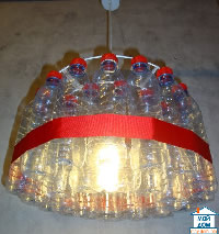 лампа из пластиковых бутылок для дачи